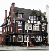 The Magpie and Crown